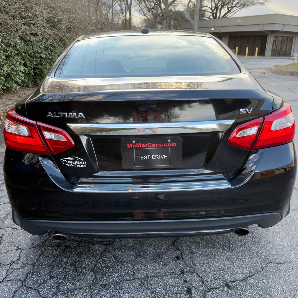 Used 2016 Nissan Altima 2.5 SV w/ Convenience Package FWD image 5