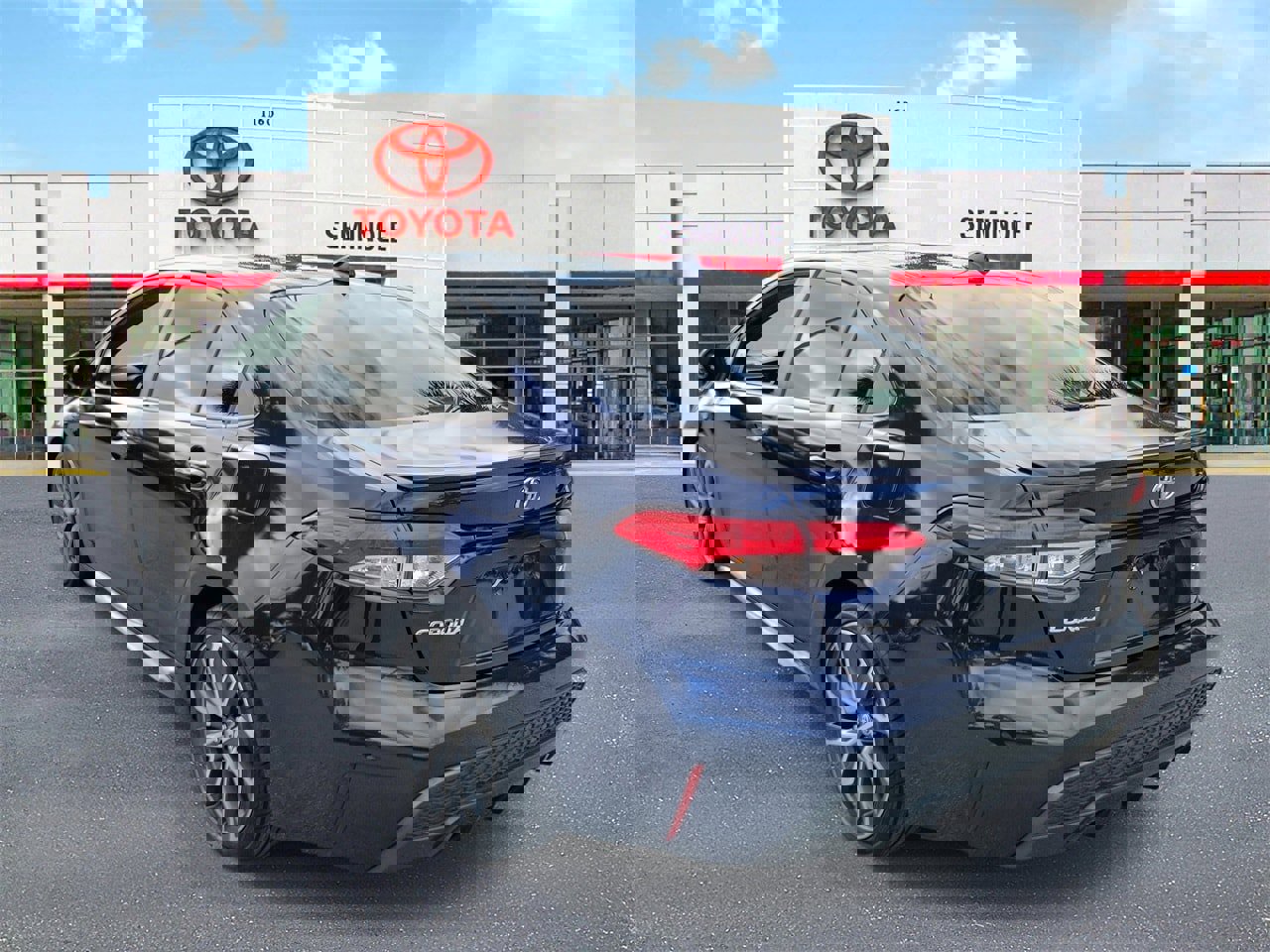 Used 2022 Toyota Corolla SE image 4