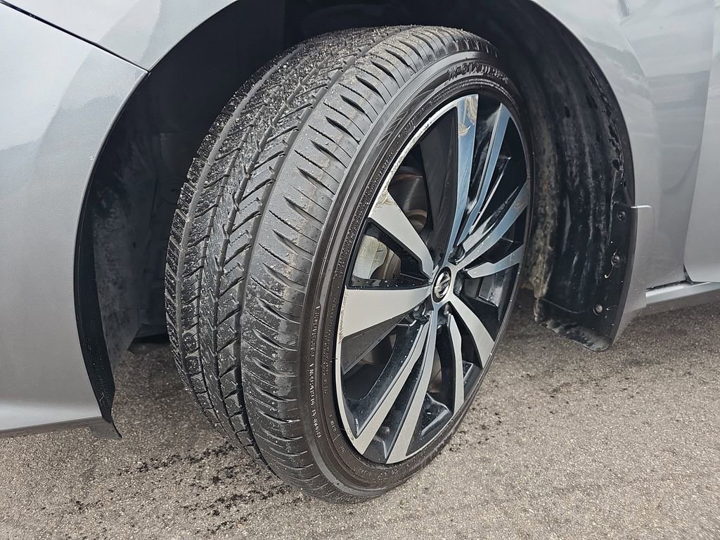 Used 2019 Nissan Altima 2.5 SR w/ SR Premium Package FWD image 36