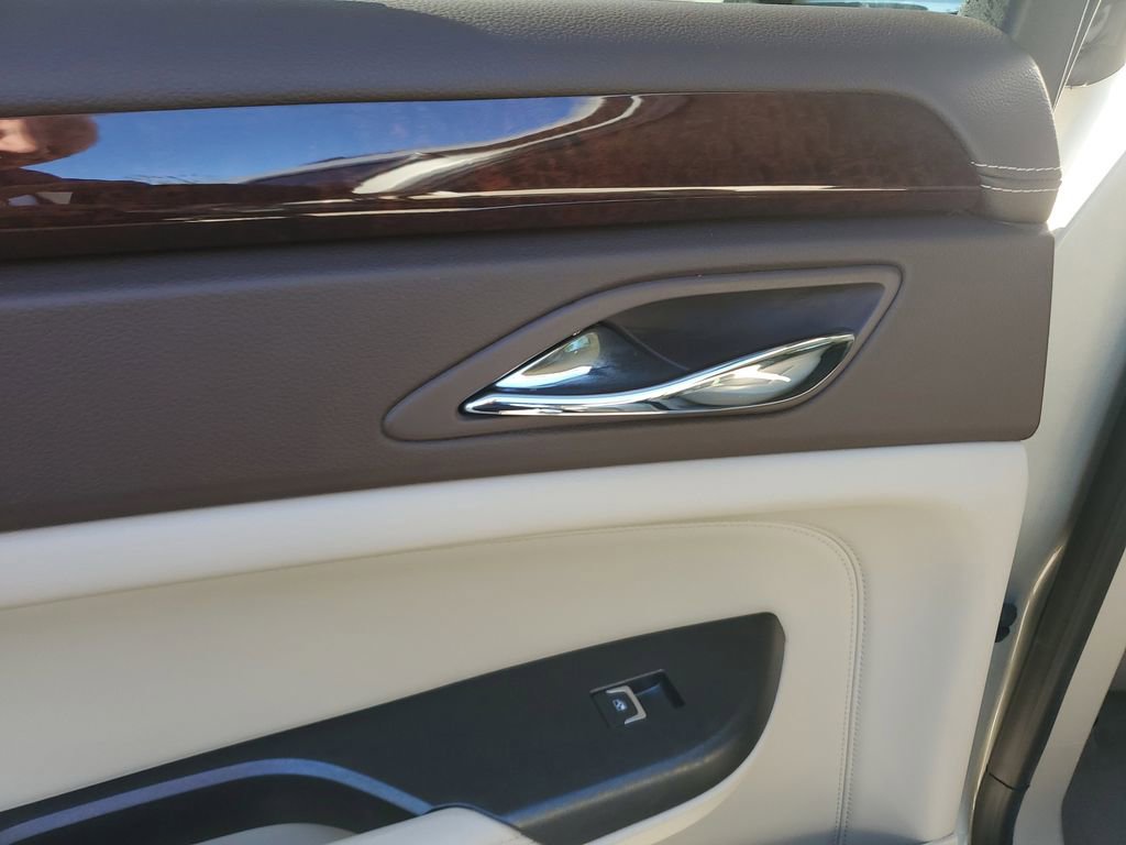 Used 2016 Cadillac SRX Performance w/ Driver Awareness Package image 20