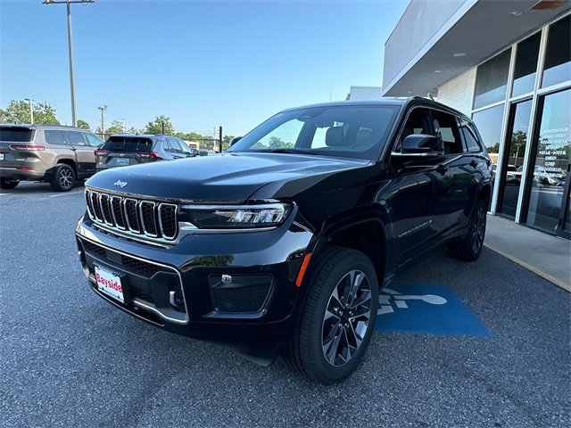 New 2025 Jeep Grand Cherokee L Overland w/ Luxury Tech Group IV image 6