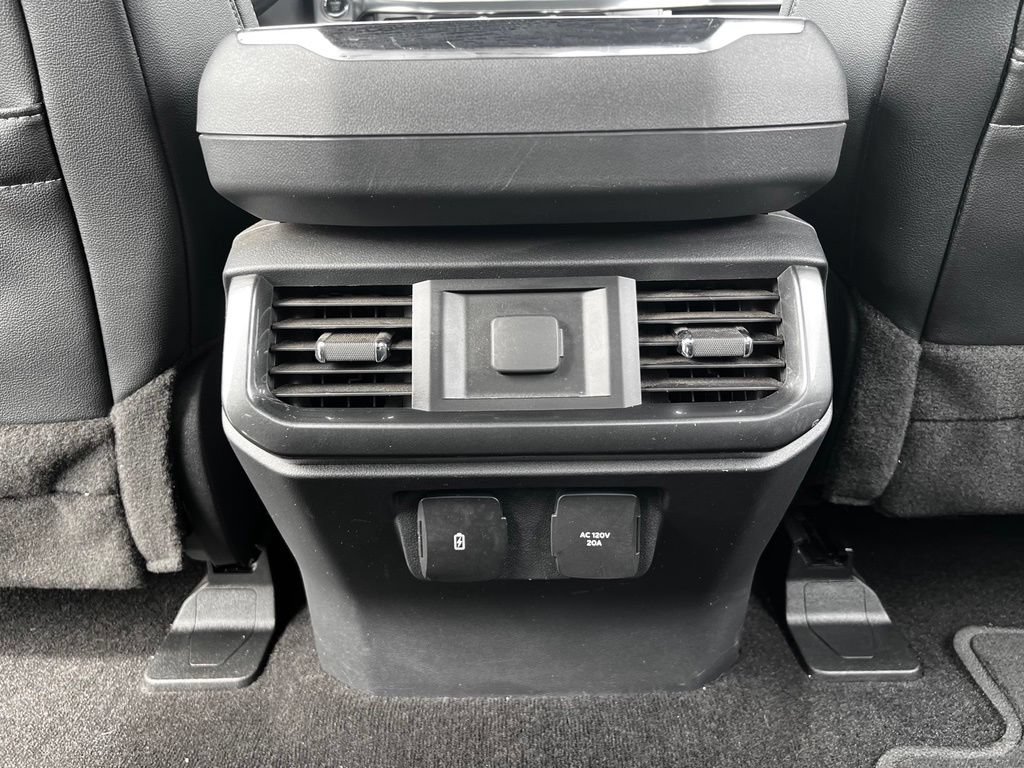 Used 2022 Ford F150 Lariat AWD/4WD image 25