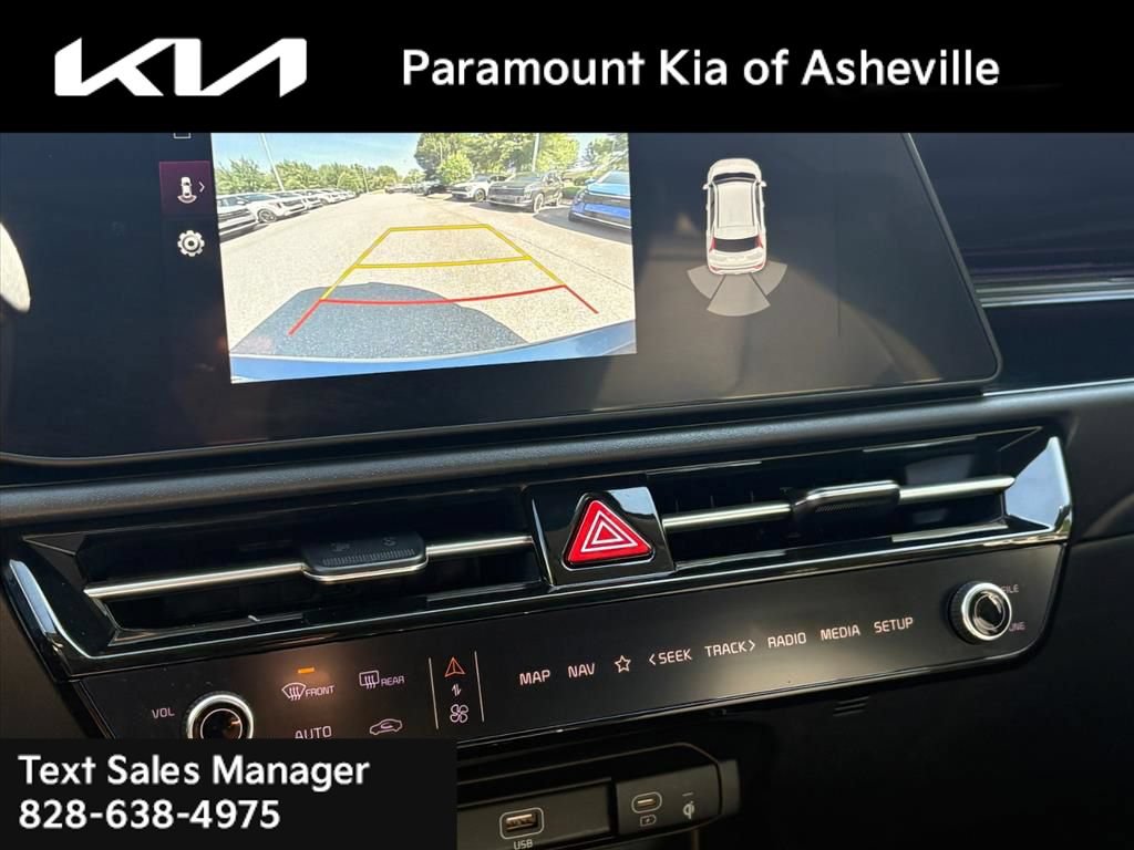 Certified 2025 Kia Niro EX Touring FWD image 10
