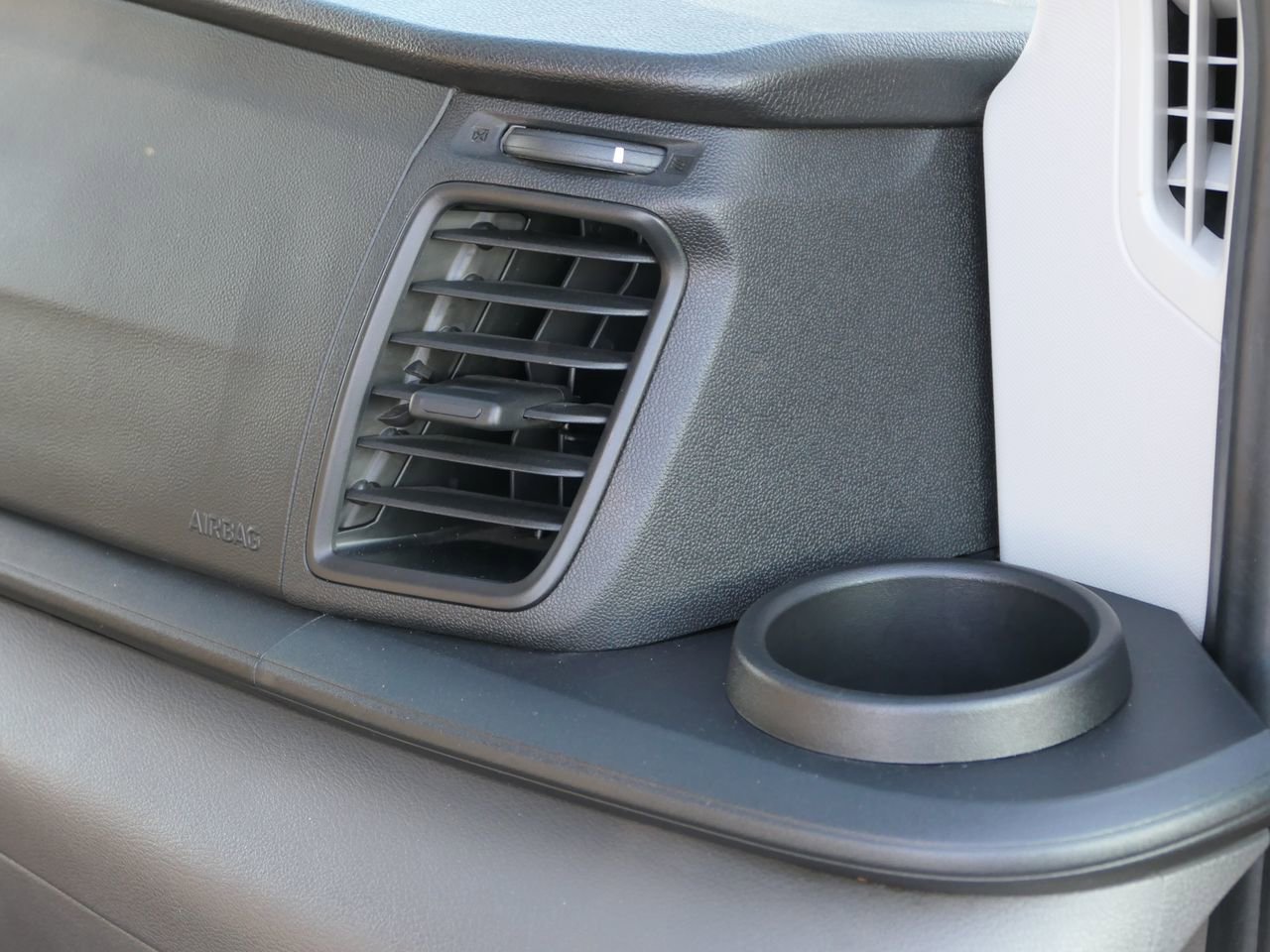 Used 2024 Ford Transit 350 XLT image 28