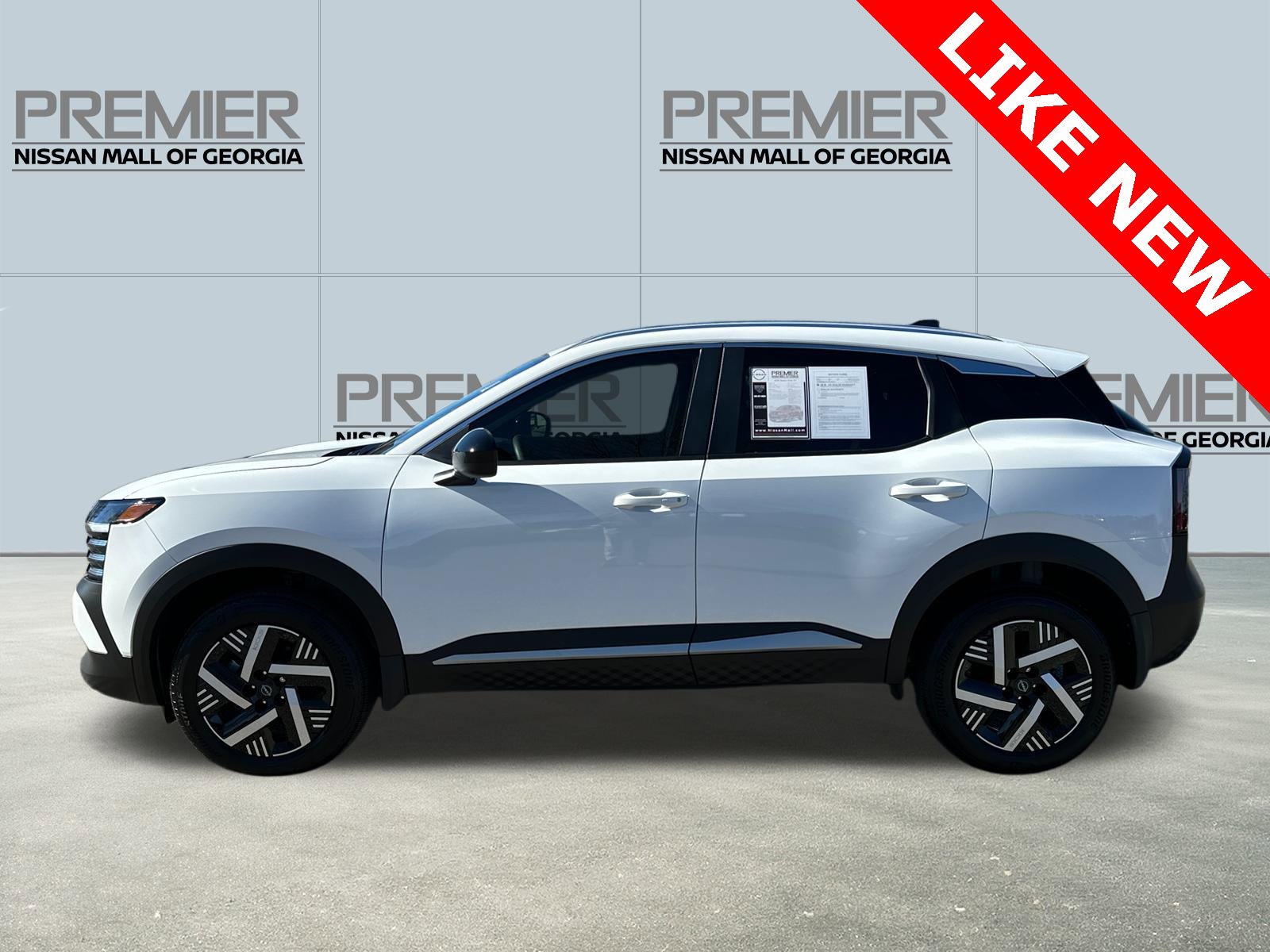 Used 2026 Nissan Kicks SV image 8