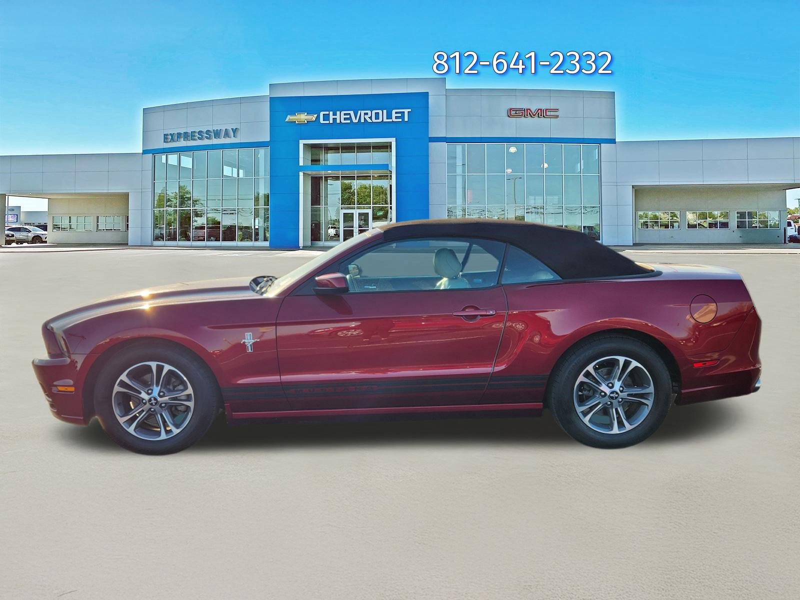 Used 2014 Ford Mustang Premium image 4