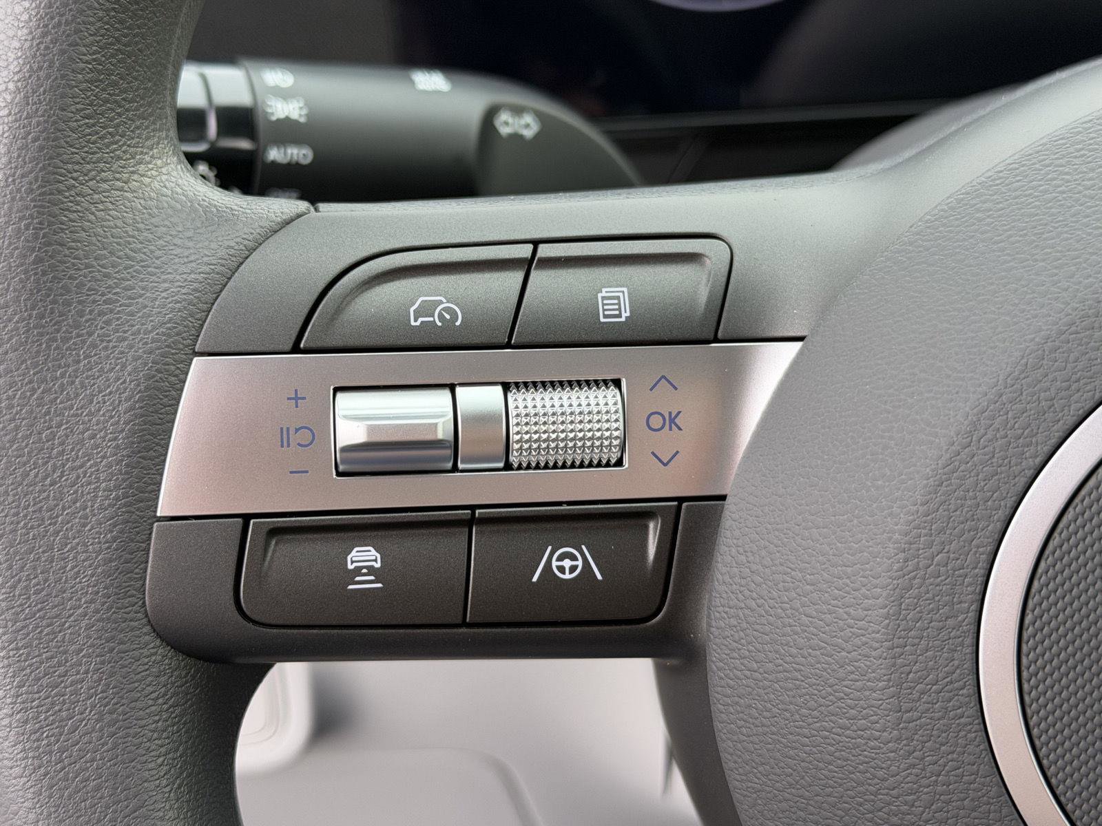 New 2026 Hyundai Kona SE image 15