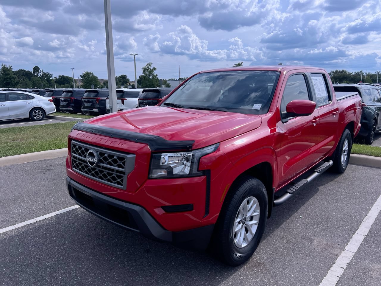 Used 2024 Nissan Frontier SV w/ Technology Package RWD image 7