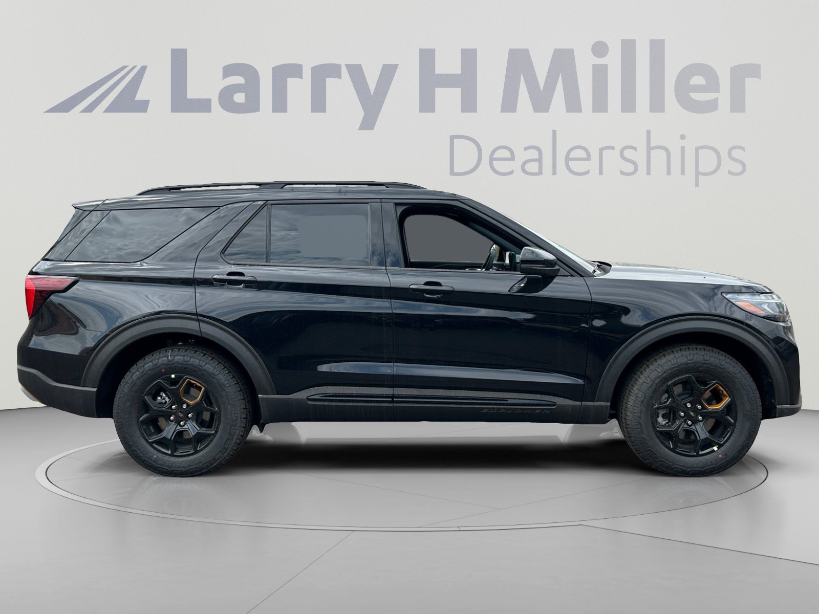 New 2026 Ford Explorer Tremor w/ Tremor Ultimate Package AWD/4WD image 6