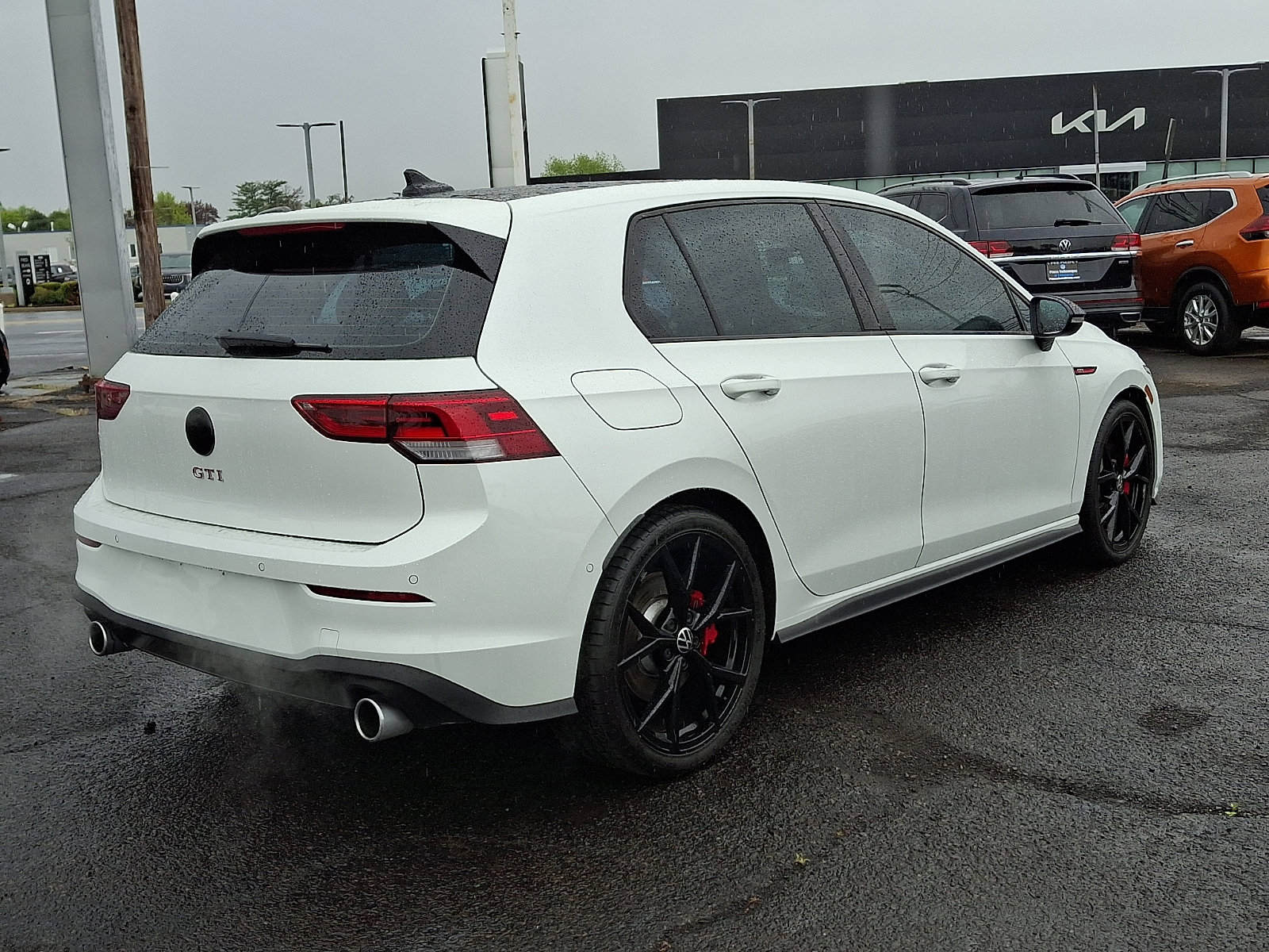 Used 2024 Volkswagen GTI Autobahn FWD image 7