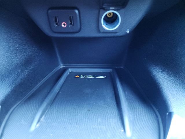 Used 2023 Chevrolet Traverse LT image 27