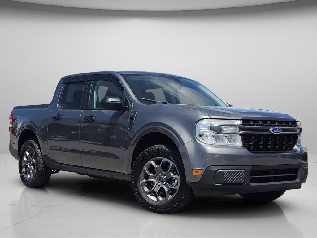 Used 2024 Ford Maverick XLT FWD image 2