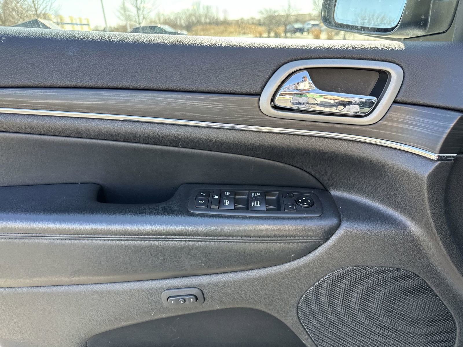 Used 2021 Jeep Grand Cherokee Limited image 13