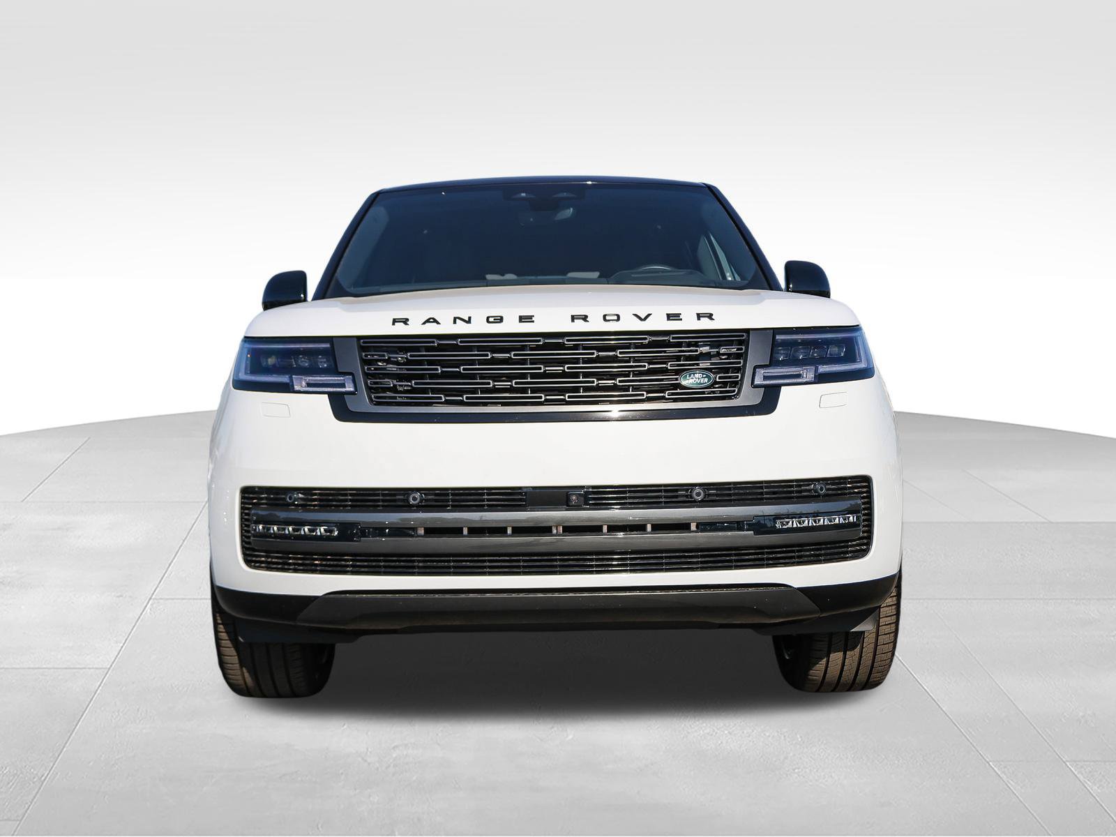 New 2027 Land Rover Range Rover Long Wheelbase SE AWD/4WD image 2