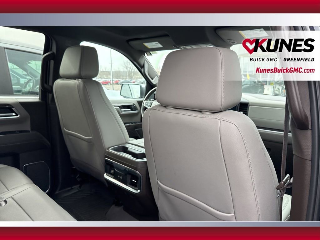 Used 2022 Chevrolet Silverado 1500 LTZ image 36