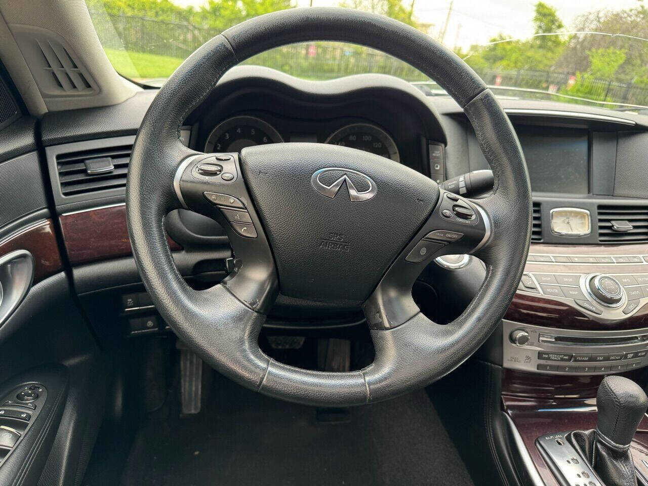 Used 2011 INFINITI M37 w/ Premium Pkg RWD image 16