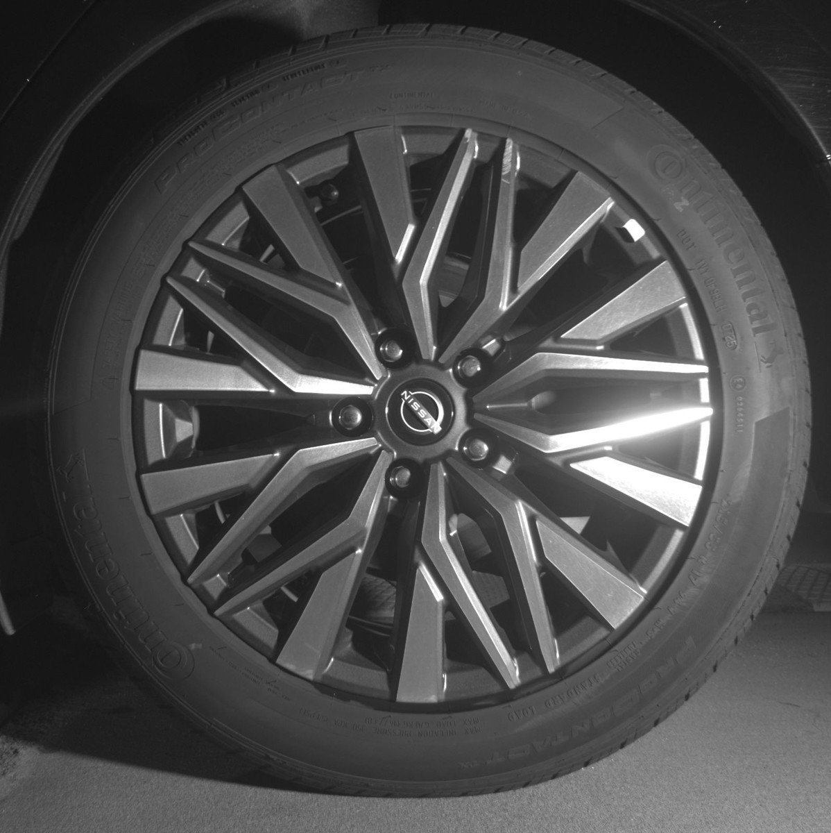 Used 2025 Nissan Altima 2.5 SV image 14