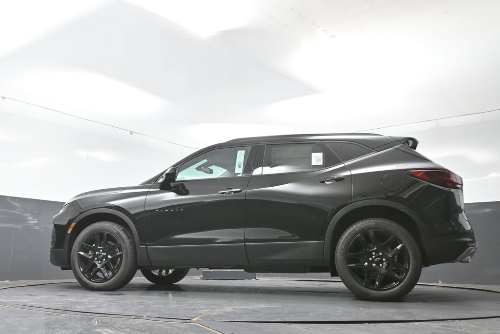 New 2026 Chevrolet Blazer LT w/ Convenience Package AWD/4WD image 42