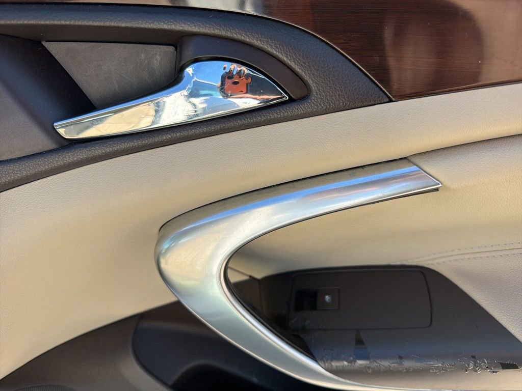 Used 2011 Buick Regal CXL w/ RL2 Preferred Equipment Group image 31