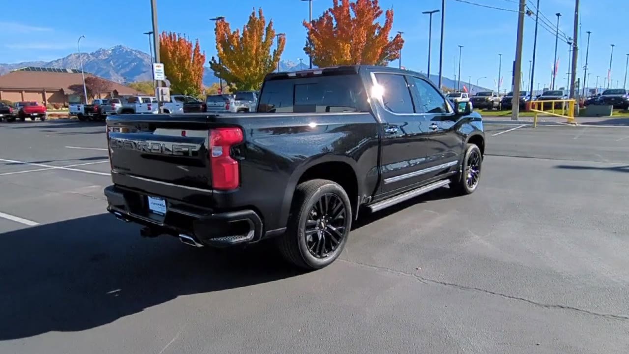 Used 2023 Chevrolet Silverado 1500 High Country w/ High Country Premium Package image 8