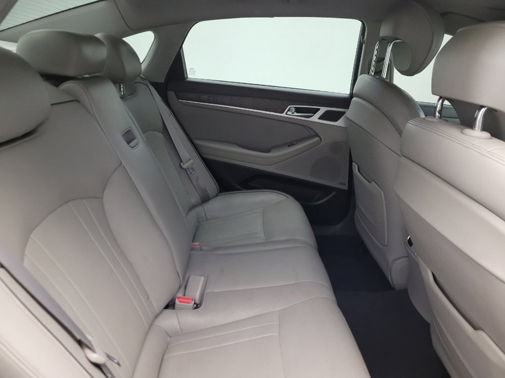 Used 2017 Genesis G80 5.0 Ultimate RWD image 19