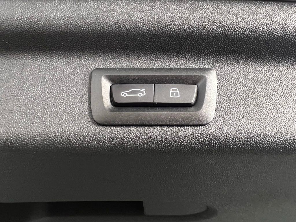 Used 2025 MINI Cooper Countryman SE w/ Comfort Package Max image 29