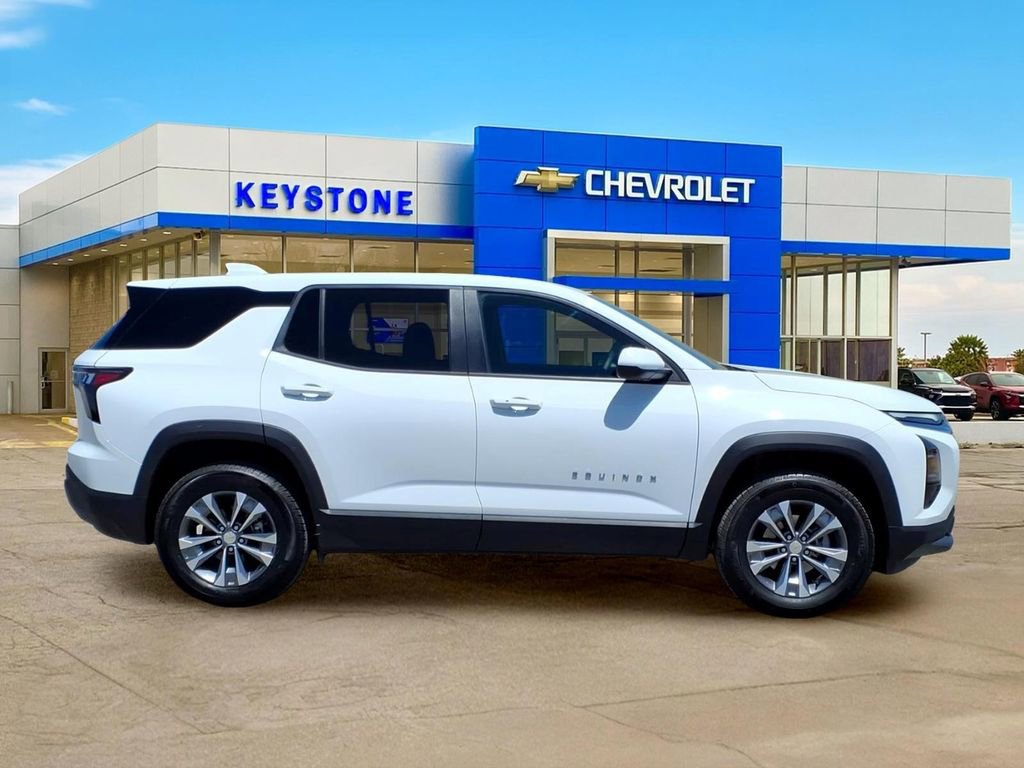 Used 2026 Chevrolet Equinox LT AWD/4WD image 8