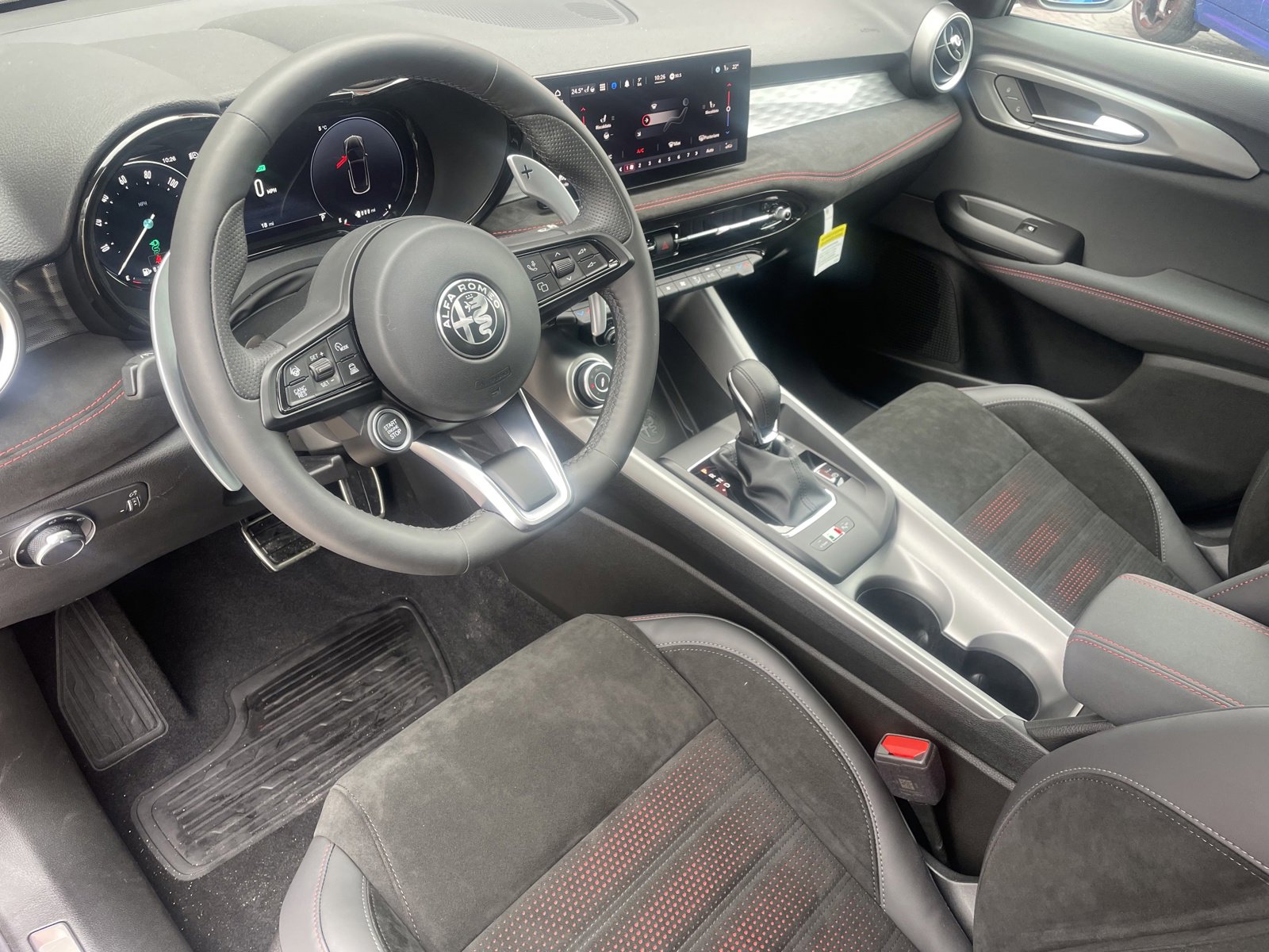 New 2024 Alfa Romeo Tonale Veloce w/ Active Assist Package image 15