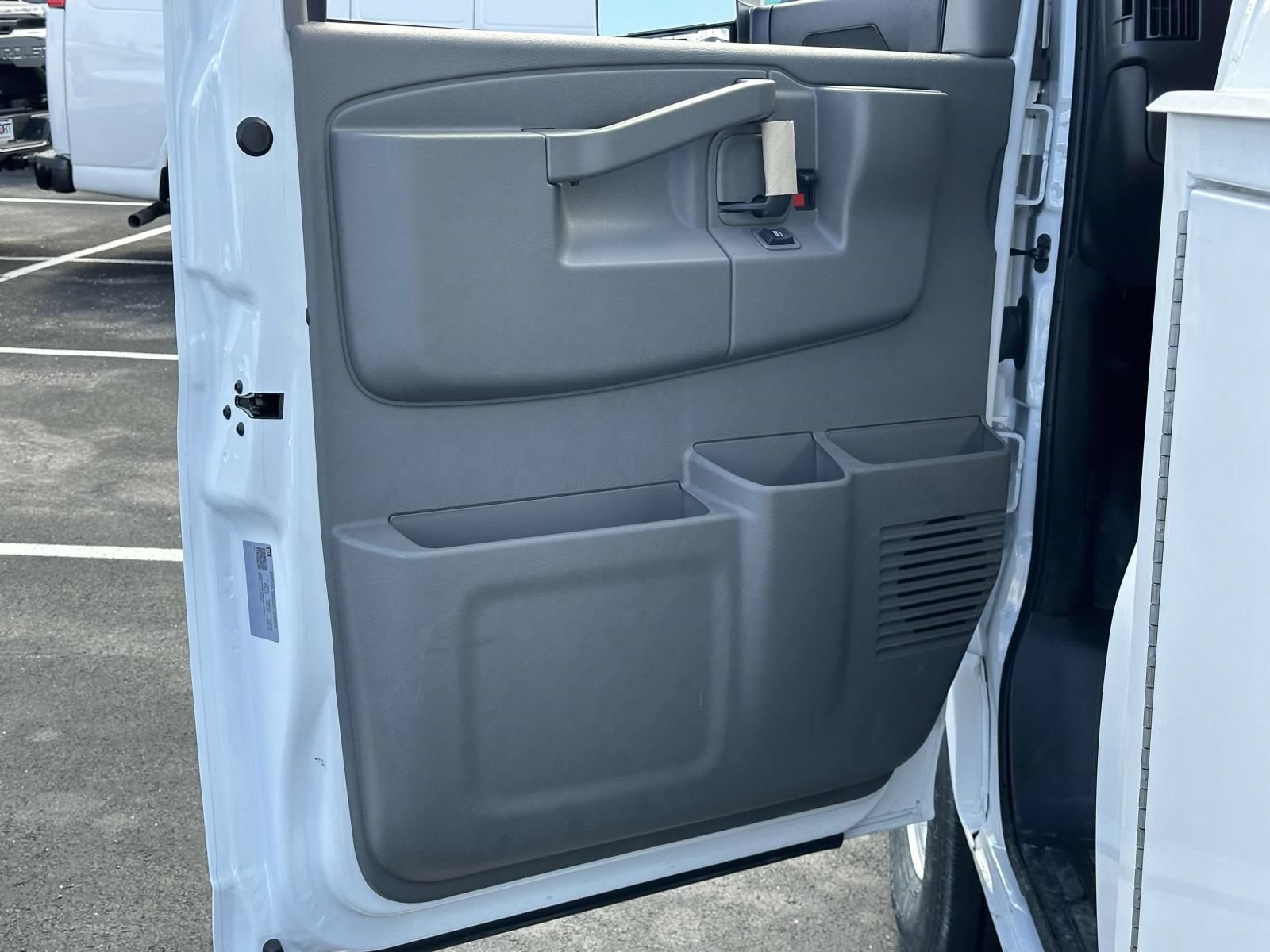 New 2024 Chevrolet Express 3500 w/ Power Convenience Package RWD image 16