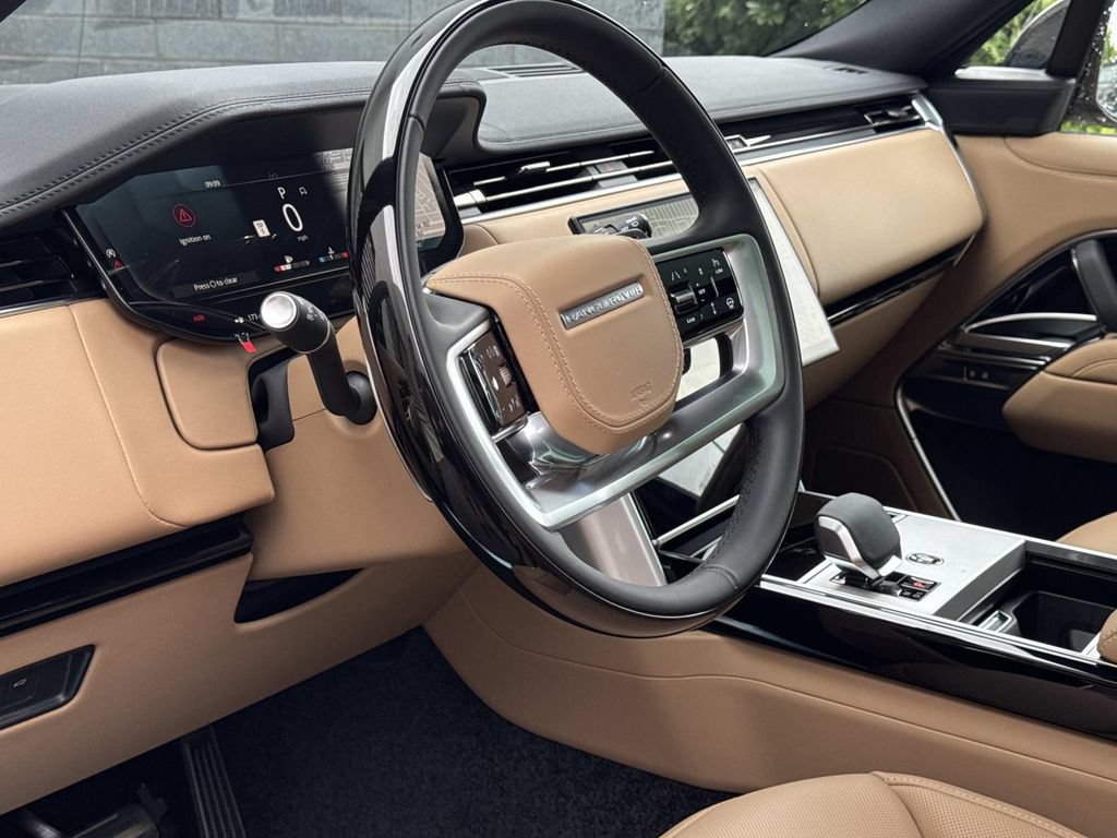 New 2026 Land Rover Range Rover SE AWD/4WD image 23