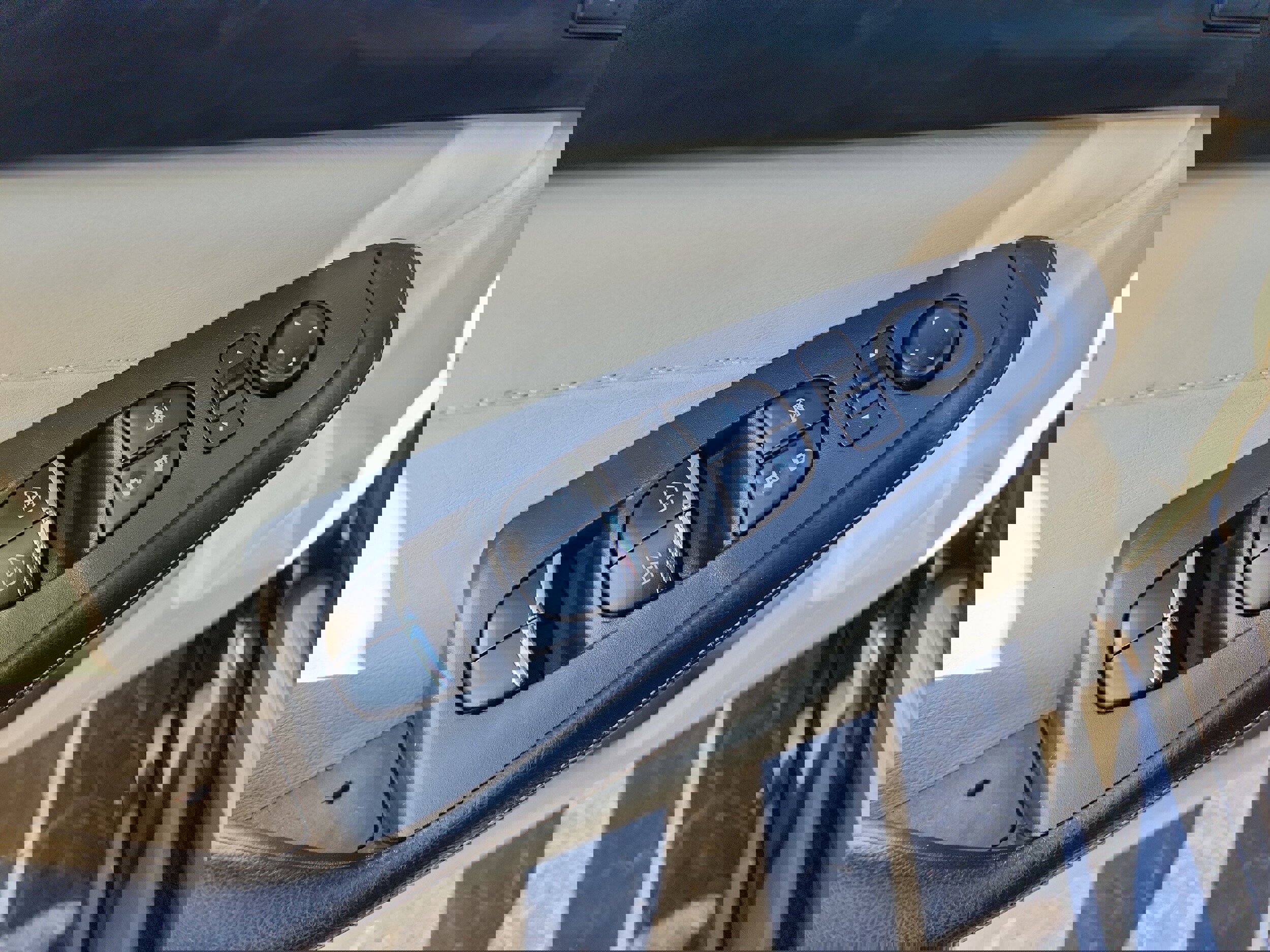 Used 2021 Nissan Maxima Platinum w/ Sport Mat Group image 14