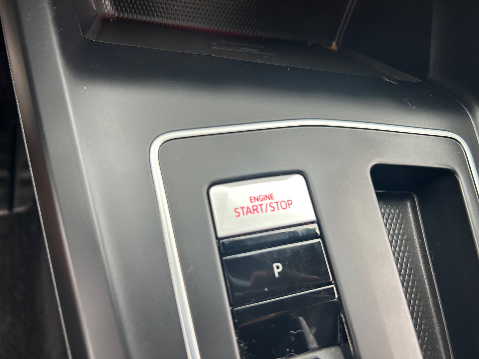 Used 2022 Volkswagen GTI SE FWD image 28