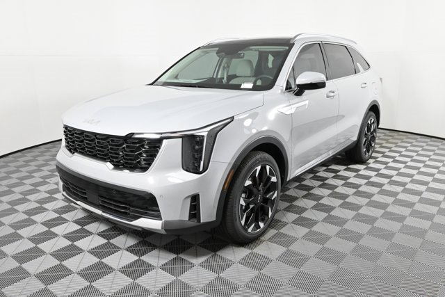 New 2025 Kia Sorento EX w/ Panoramic Sunroof Package image 2