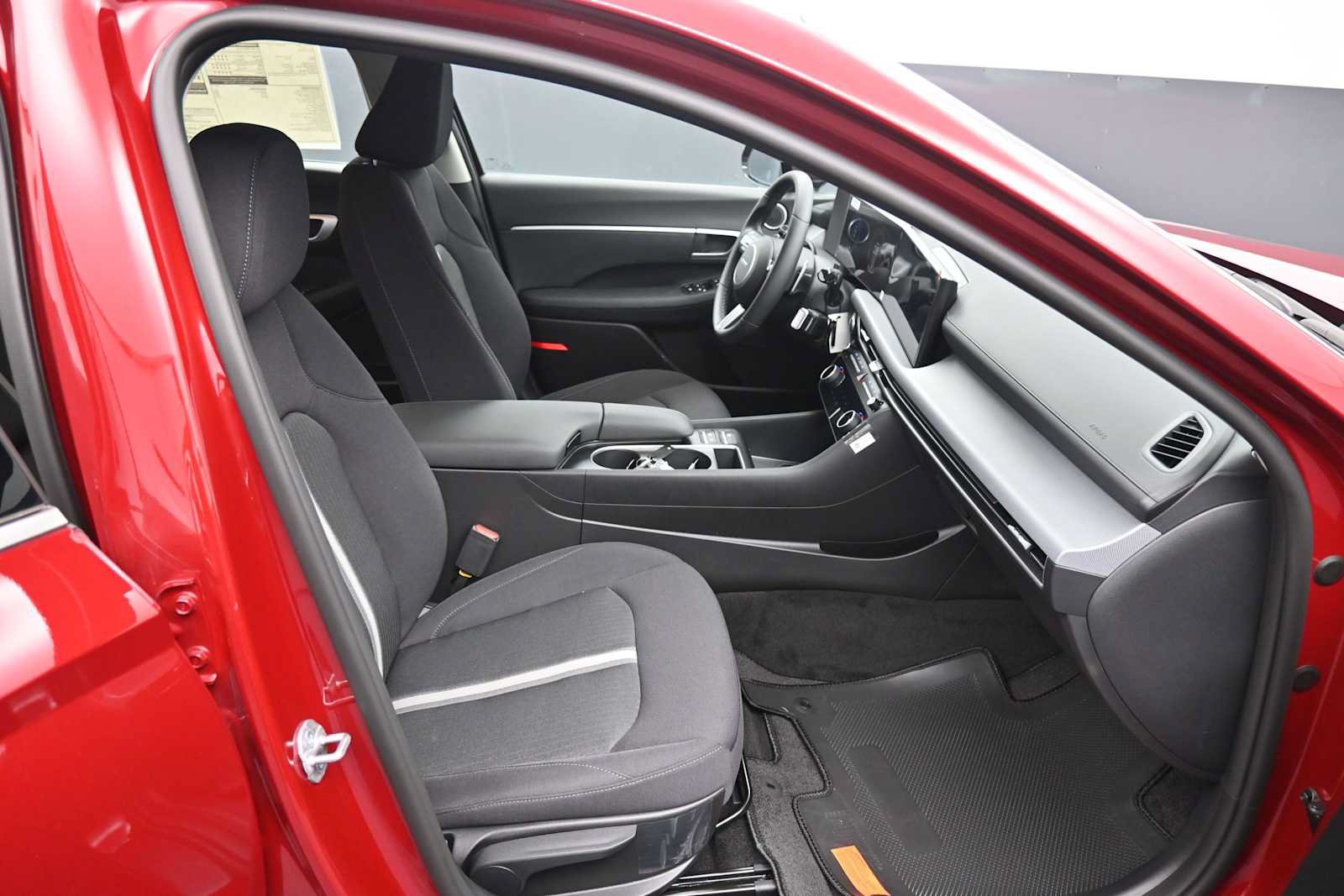 New 2026 Hyundai Sonata SEL FWD image 23