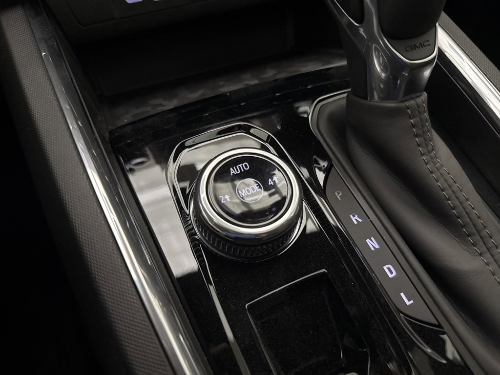 New 2025 GMC Canyon Elevation w/ Convenience Package image 40