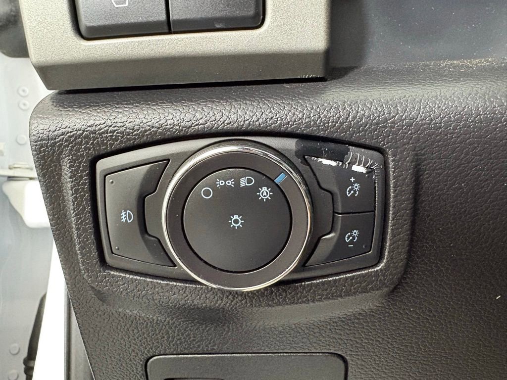 Used 2020 Ford Expedition XLT w/ Equipment Group 202A RWD image 21