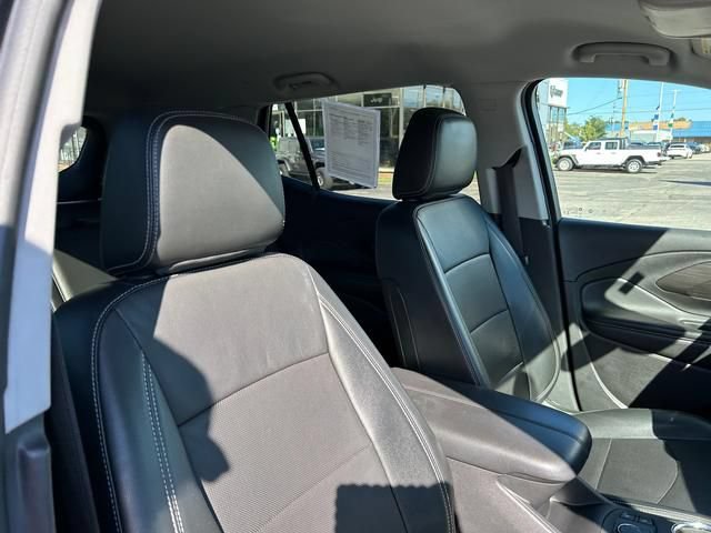 Used 2024 GMC Terrain SLT AWD/4WD image 32