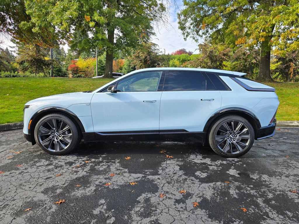 New 2025 Cadillac Lyriq Sport w/ Nappa Leather Package image 2