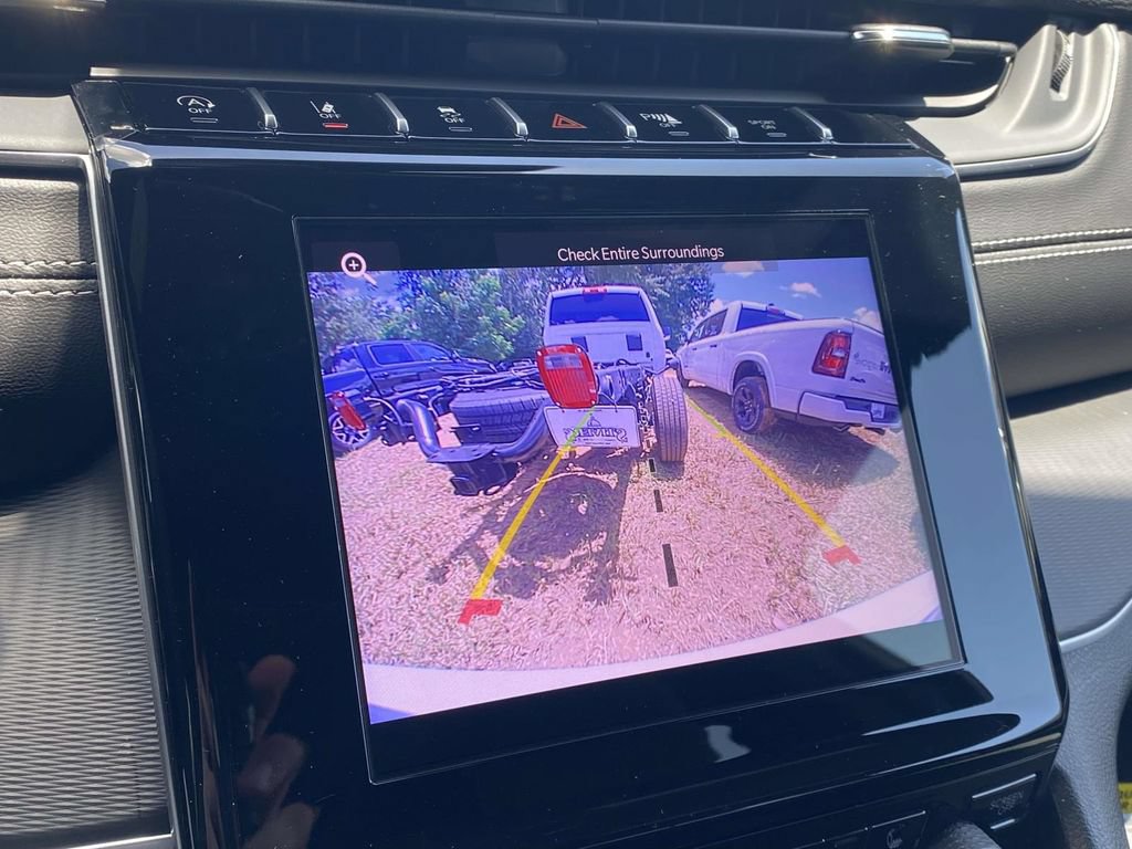 New 2026 Jeep Grand Cherokee Laredo X RWD image 20