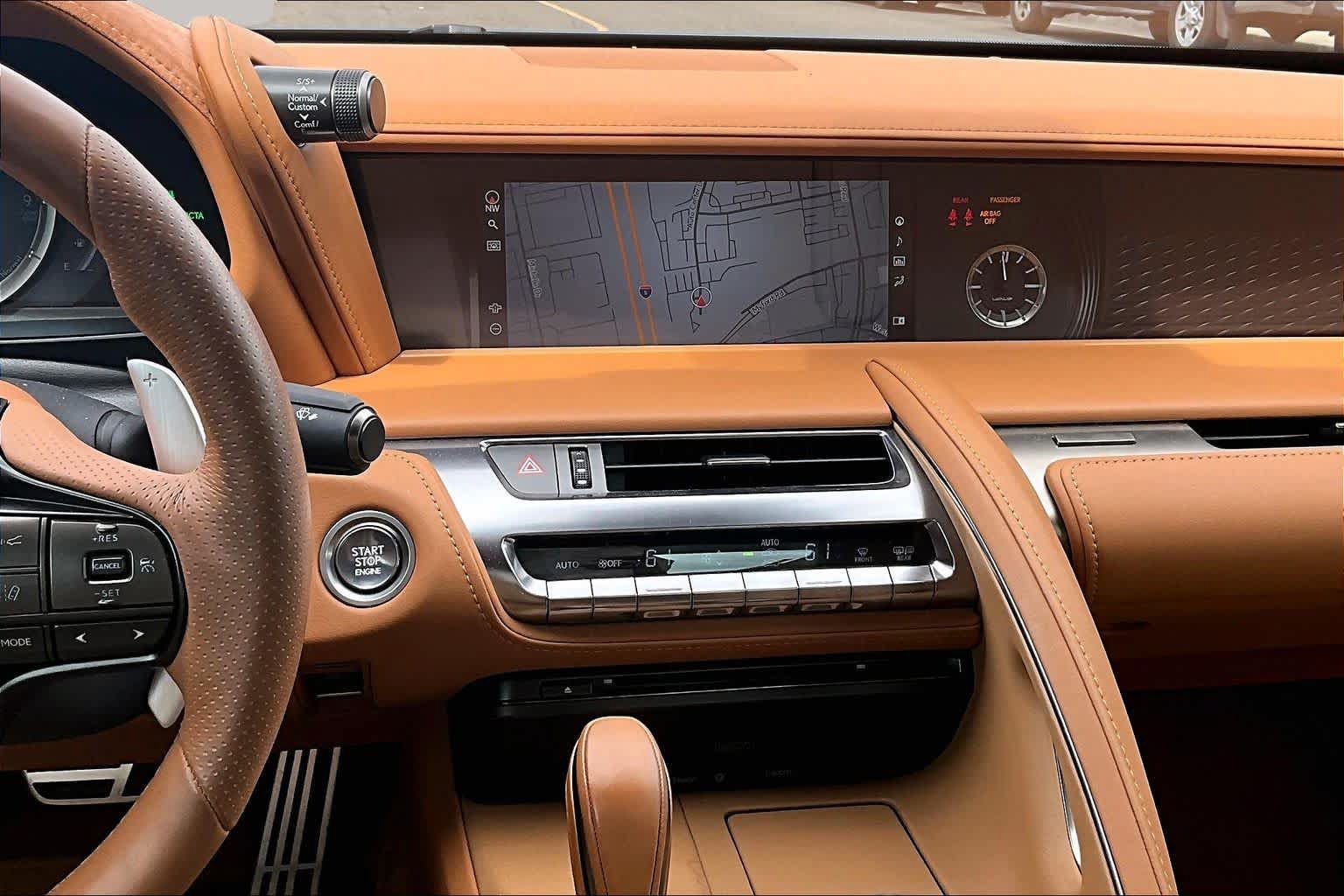 Used 2023 Lexus LC 500 Coupe w/ Touring Package RWD image 7