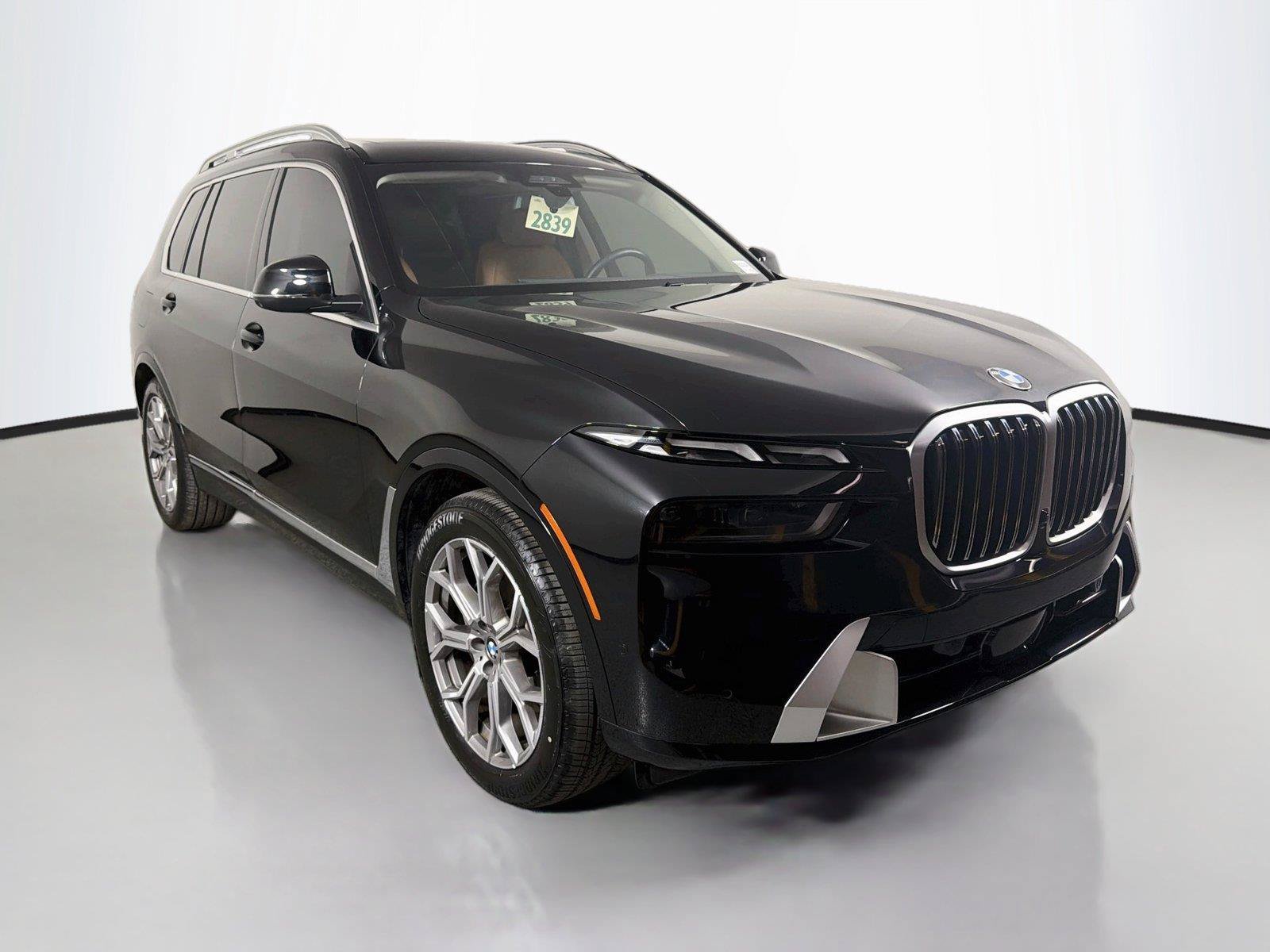 Used 2024 BMW X7 xDrive40i AWD/4WD image 3