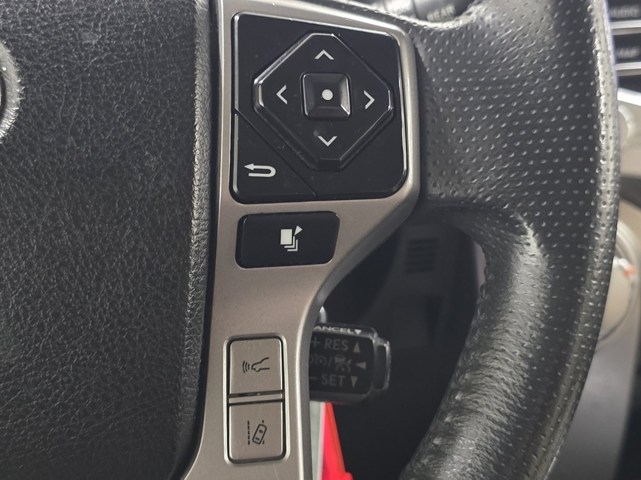 Certified 2020 Toyota 4Runner SR5 image 30