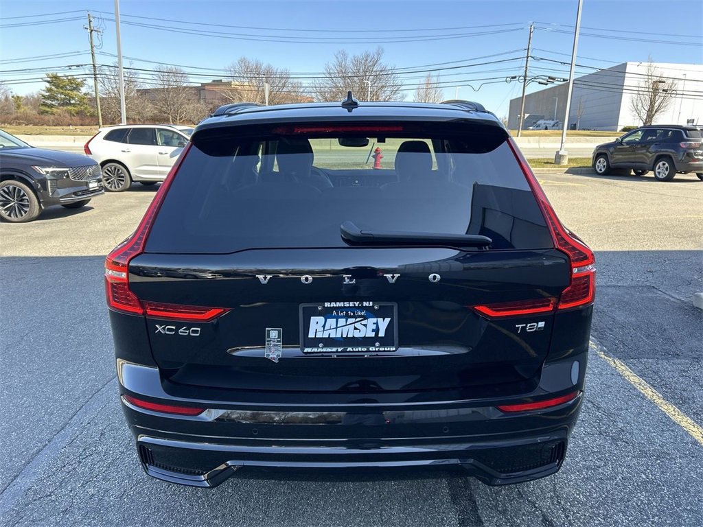 Certified 2025 Volvo XC60 T8 Plus w/ Climate Package image 16