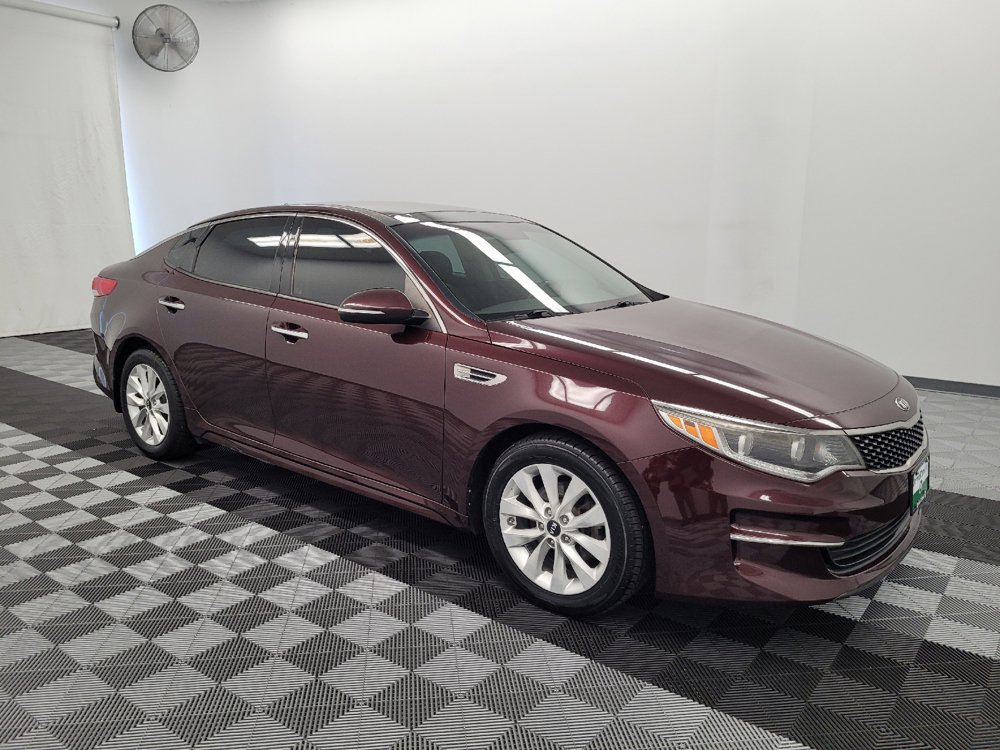 Used 2017 Kia Optima EX w/ Premium Package FWD image 11