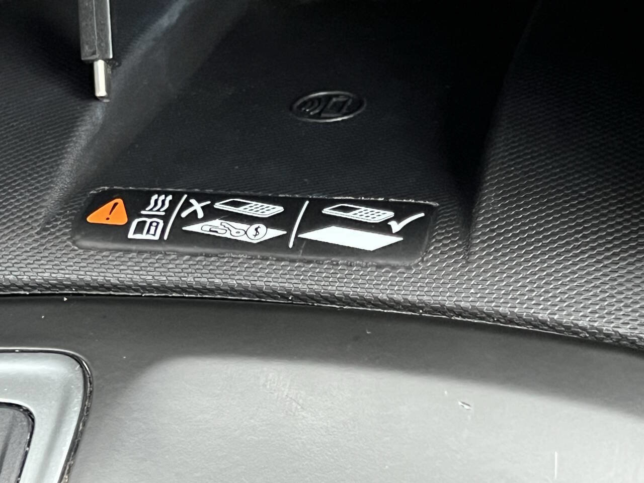 Used 2018 Chevrolet Equinox Premier image 30