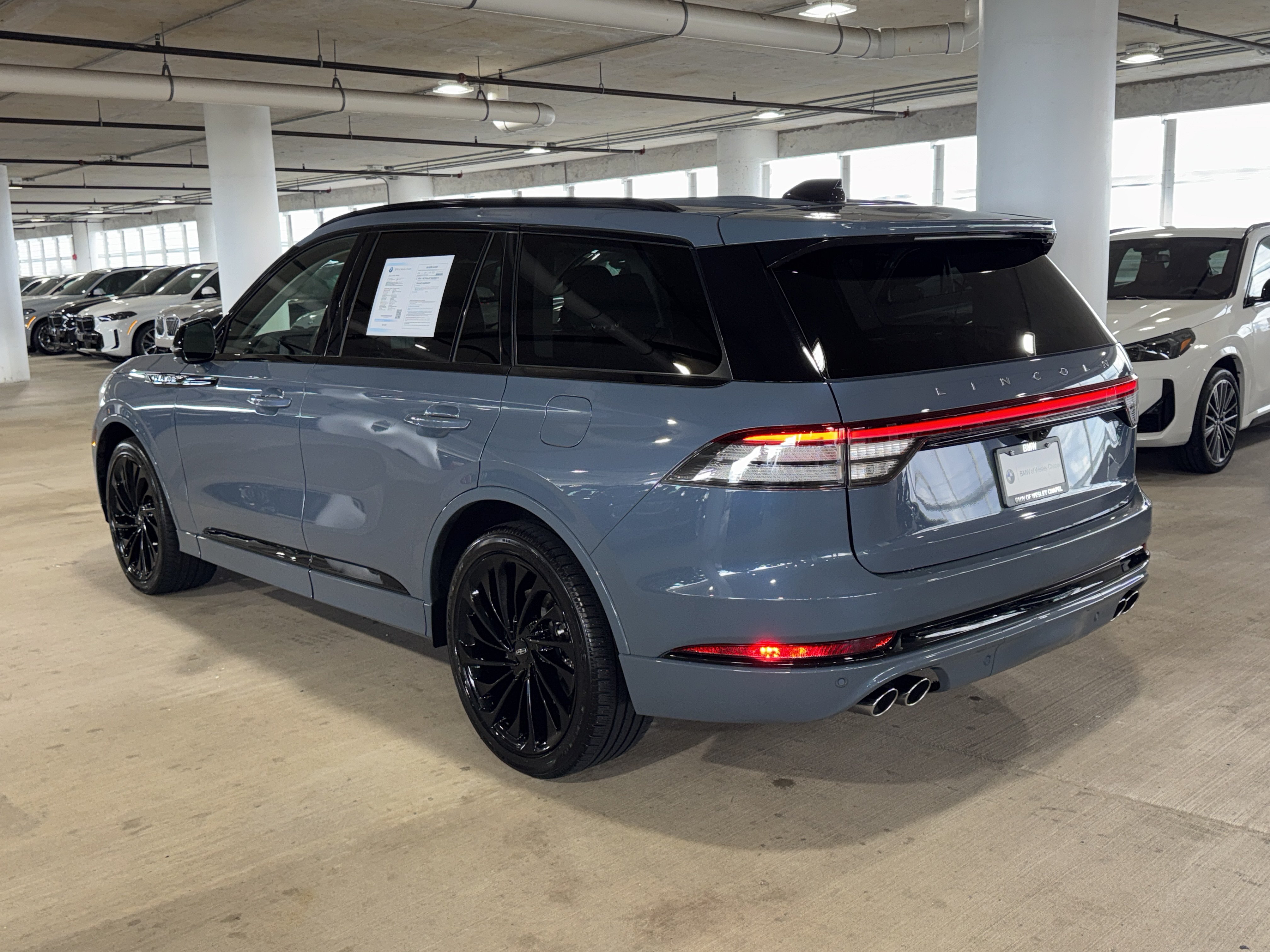 Used 2025 Lincoln Aviator Reserve w/ Jet Appearance Package RWD image 6