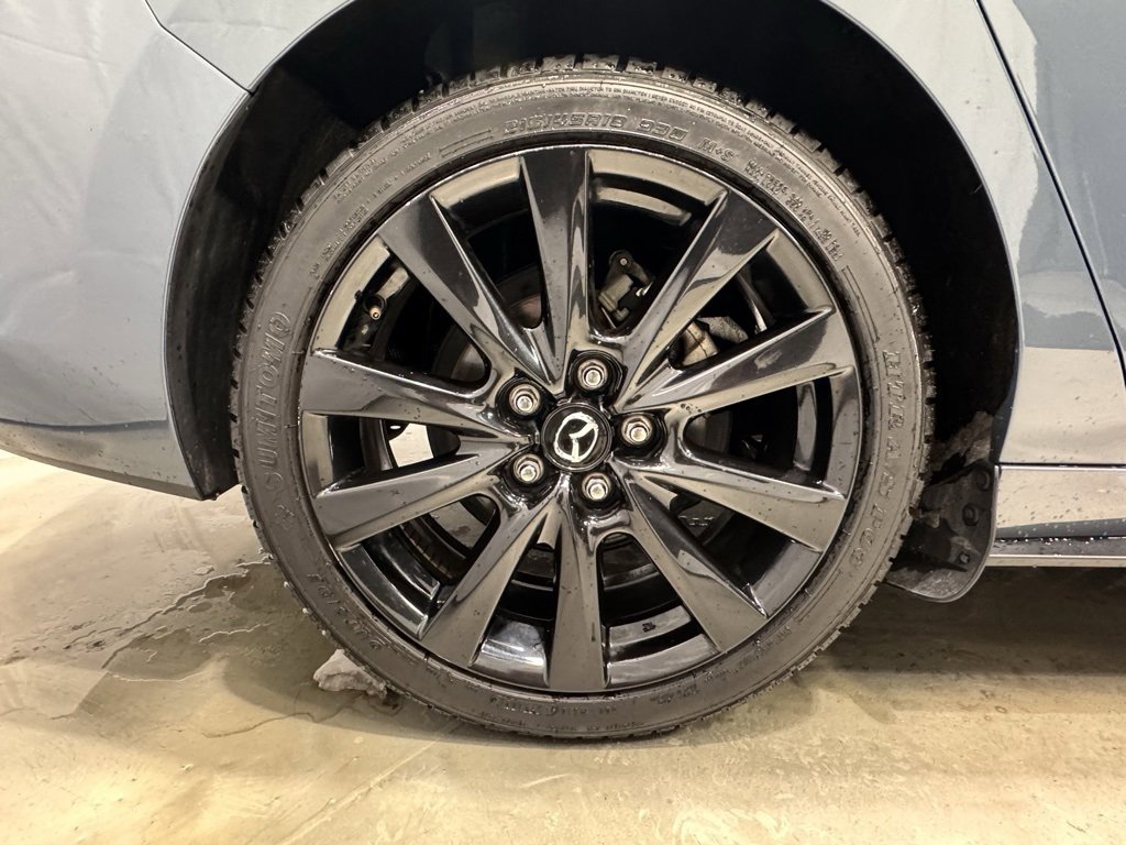 Used 2023 MAZDA MAZDA3 s image 13