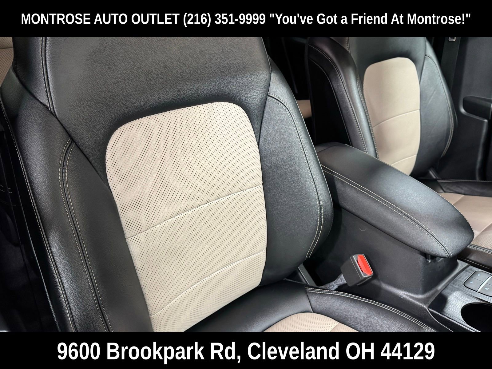 Used 2022 Ford Escape Titanium w/ Titanium Premium Package image 49