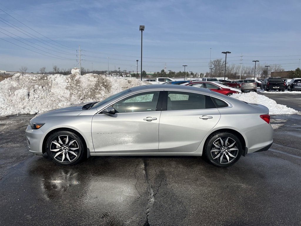 Used 2018 Chevrolet Malibu LT image 4