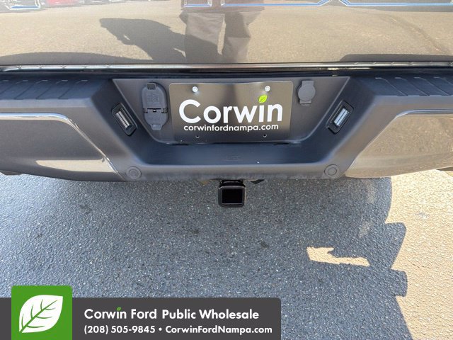 Used 2019 Ford F150 XLT w/ Equipment Group 302A Luxury AWD/4WD image 12